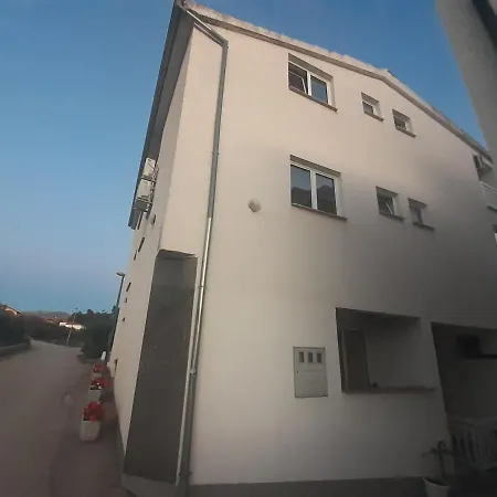 Apartments Ana
