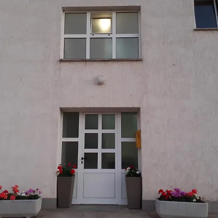 Apartments Ana *